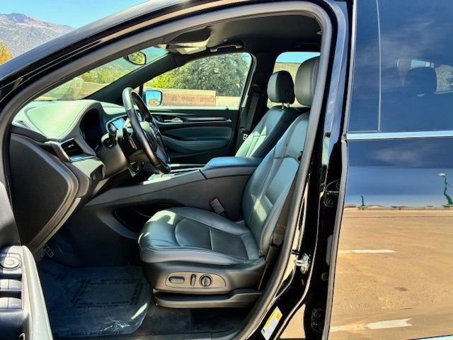 Used 2023 Buick Enclave Essence w/ Sport Touring Edition AWD/4WD image 11