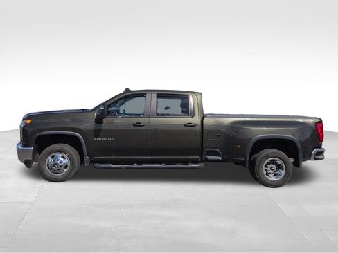 Used 2022 Chevrolet Silverado 3500 LT w/ All Star Edition AWD/4WD image 2