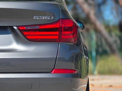 Used 2015 BMW 535i Gran Turismo image 14