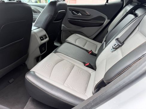 Used 2021 GMC Terrain SLT FWD image 10