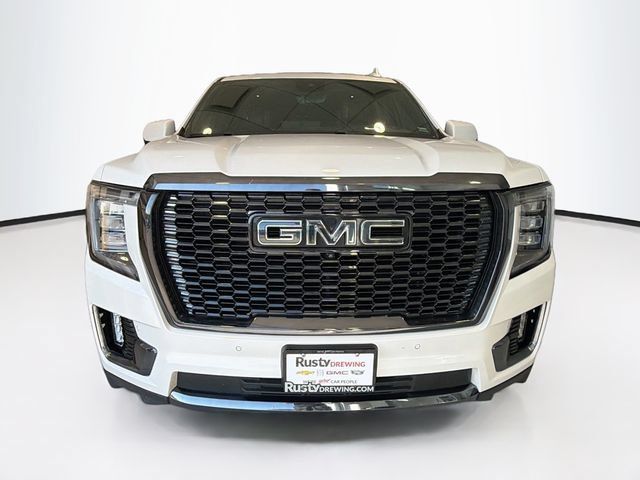 Used 2023 GMC Yukon Denali Ultimate AWD/4WD image 2