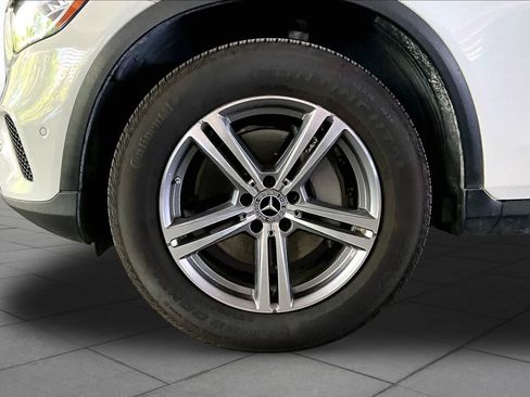 Used 2021 Mercedes-Benz GLC 300 image 10