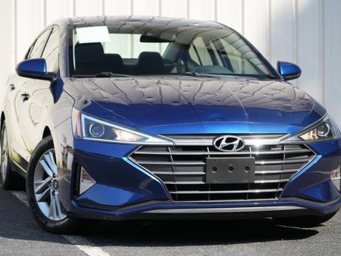 Used 2020 Hyundai Elantra SEL FWD image 2