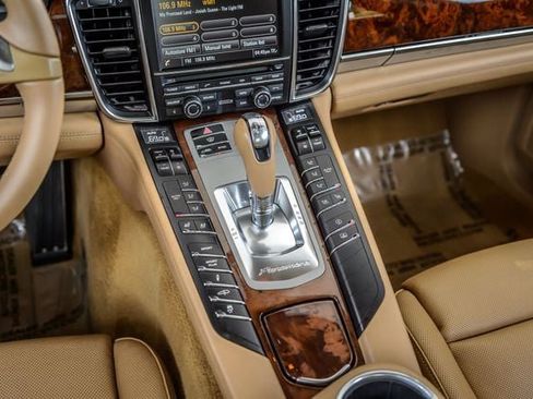 Used 2014 Porsche Panamera 4S Executive AWD/4WD image 30
