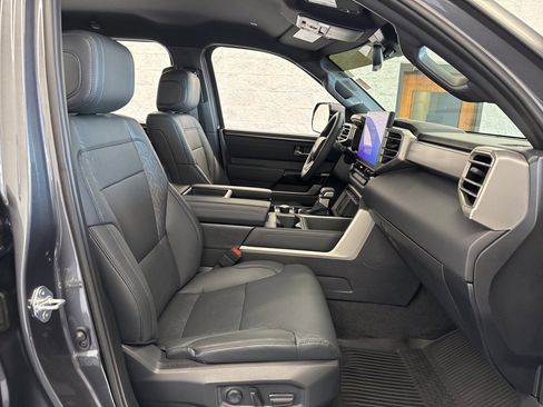 Used 2025 Toyota Tundra Limited image 50