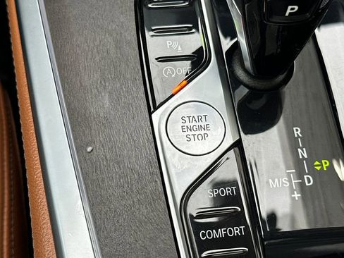 Used 2020 BMW X7 xDrive40i image 24