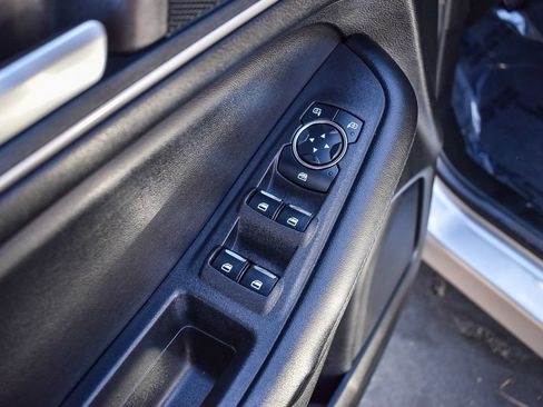 Used 2023 Ford Edge SEL AWD/4WD image 20