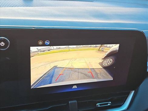Used 2025 Chevrolet Equinox LT AWD/4WD image 14
