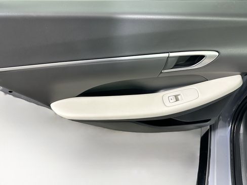 Used 2025 Hyundai Sonata SEL image 25