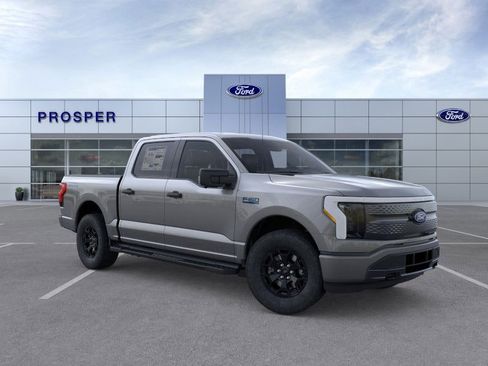 New 2025 Ford F150 Lightning XLT image 7
