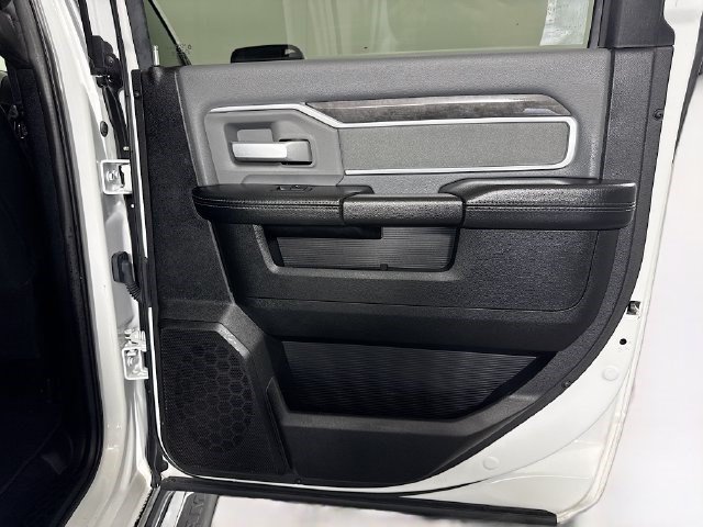Used 2021 RAM 2500 Big Horn w/ Level 1 Equipment Group AWD/4WD image 27