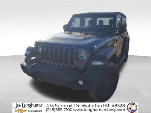 Used 2021 Jeep Wrangler Sport image 3