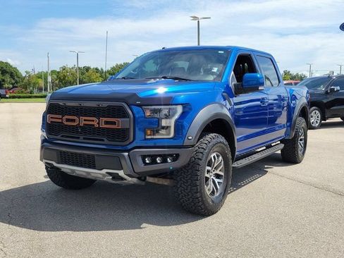 Certified 2017 Ford F150 Raptor w/ Equipment Group 802A Luxury AWD/4WD image 3