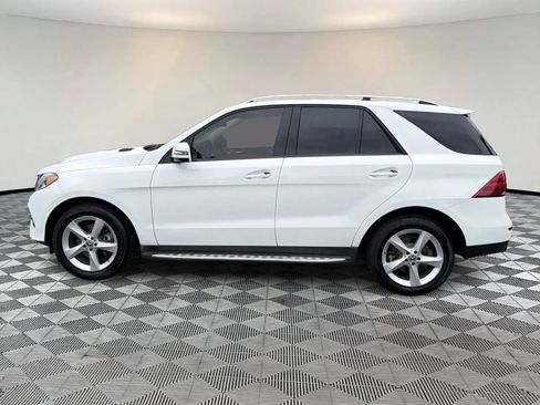 Used 2017 Mercedes-Benz GLE 350 4MATIC w/ Premium 1 Package image 4
