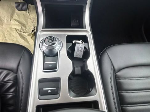 Used 2023 Ford Edge SEL w/ Convenience Package AWD/4WD image 12