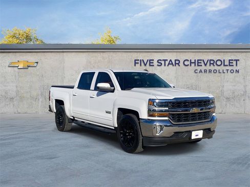 Used 2018 Chevrolet Silverado 1500 LT w/ Texas Edition image 1