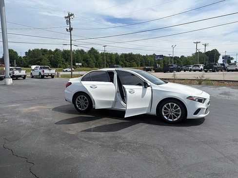 Used 2019 Mercedes-Benz A 220 image 8