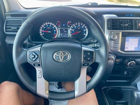 Used 2018 Toyota 4Runner SR5 image 15