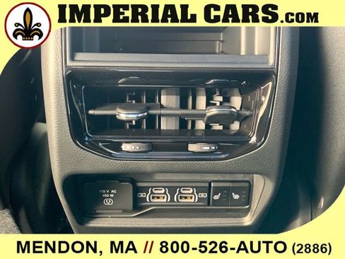 New 2025 Jeep Grand Cherokee Limited w/ Luxury Tech Group II image 20