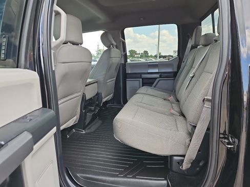 Used 2018 Ford F150 XLT w/ Equipment Group 302A Luxury AWD/4WD image 14