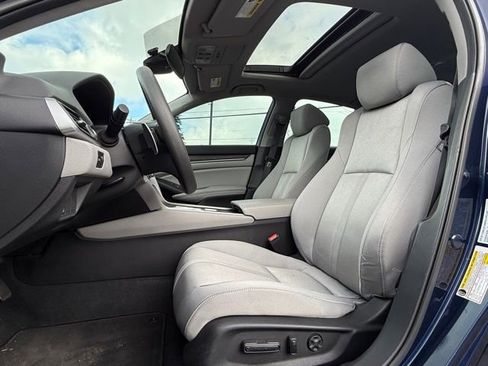 Used 2018 Honda Accord EX image 13