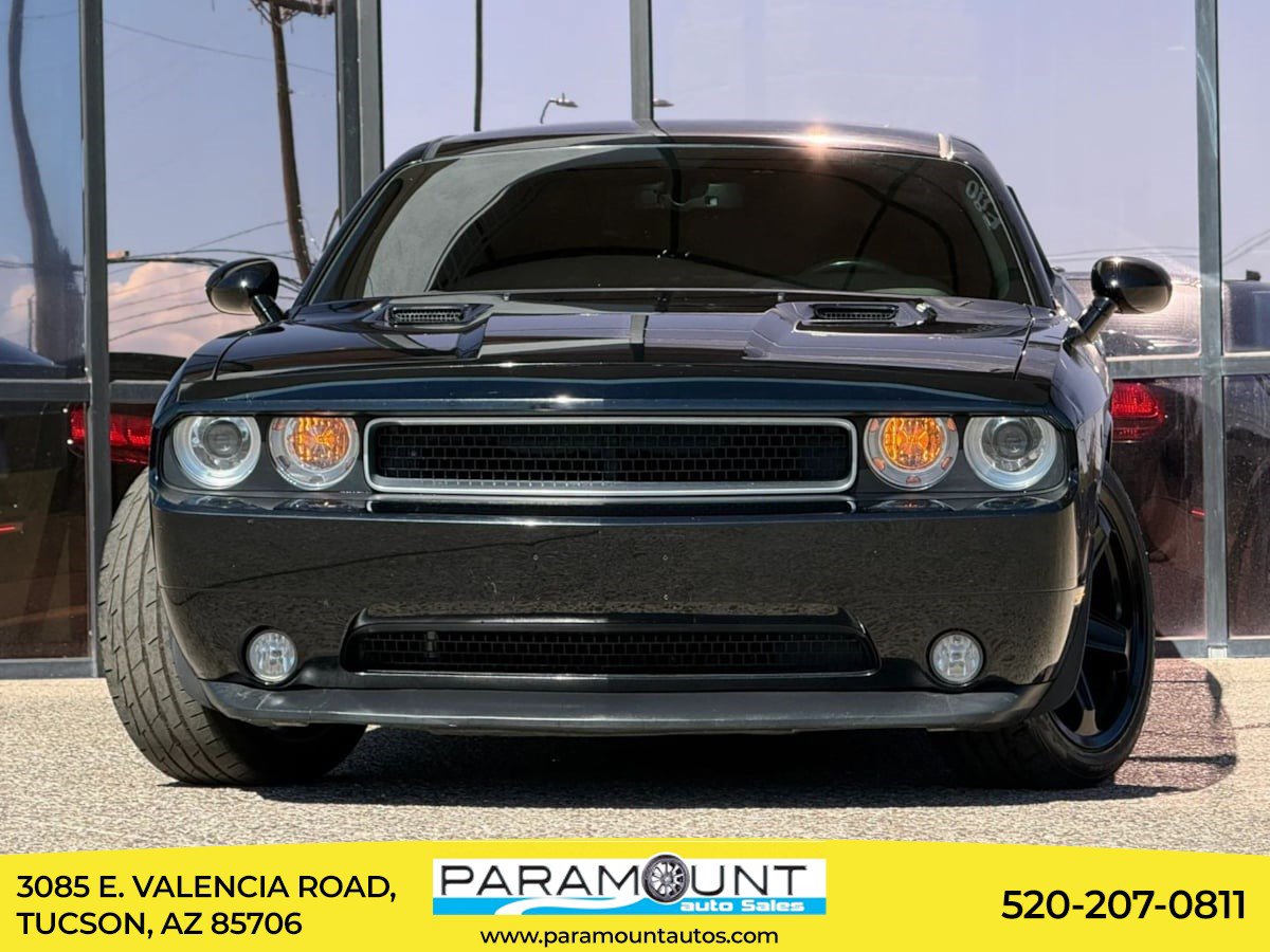 Used 2013 Dodge Challenger R/T RWD image 1