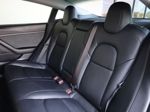 Used 2021 Tesla Model 3 Standard Range Plus RWD image 21