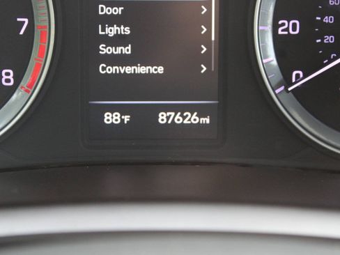 Used 2019 Hyundai Sonata Limited w/ Ultimate Package 04 FWD image 40