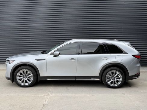 Used 2024 MAZDA CX-90 3.3 Turbo w/ Premium Package AWD/4WD image 9