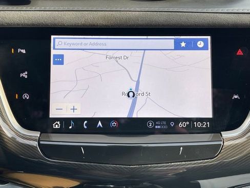 Used 2024 Cadillac XT6 Sport w/ Platinum Package image 12