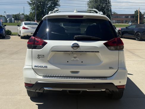 Used 2020 Nissan Rogue SL w/ Premium Package FWD image 6
