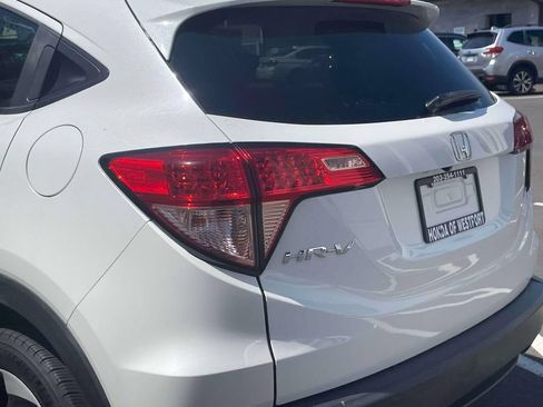 Certified 2018 Honda HR-V EX-L image 10