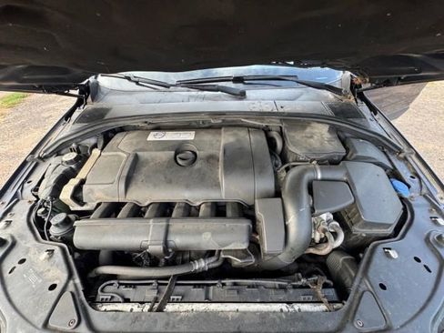 Used 2011 Volvo XC70 3.2 image 23