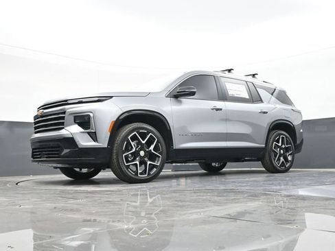 New 2025 Chevrolet Traverse High Country FWD image 56