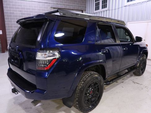 Used 2021 Toyota 4Runner SR5 Premium w/ Moonroof Package image 5