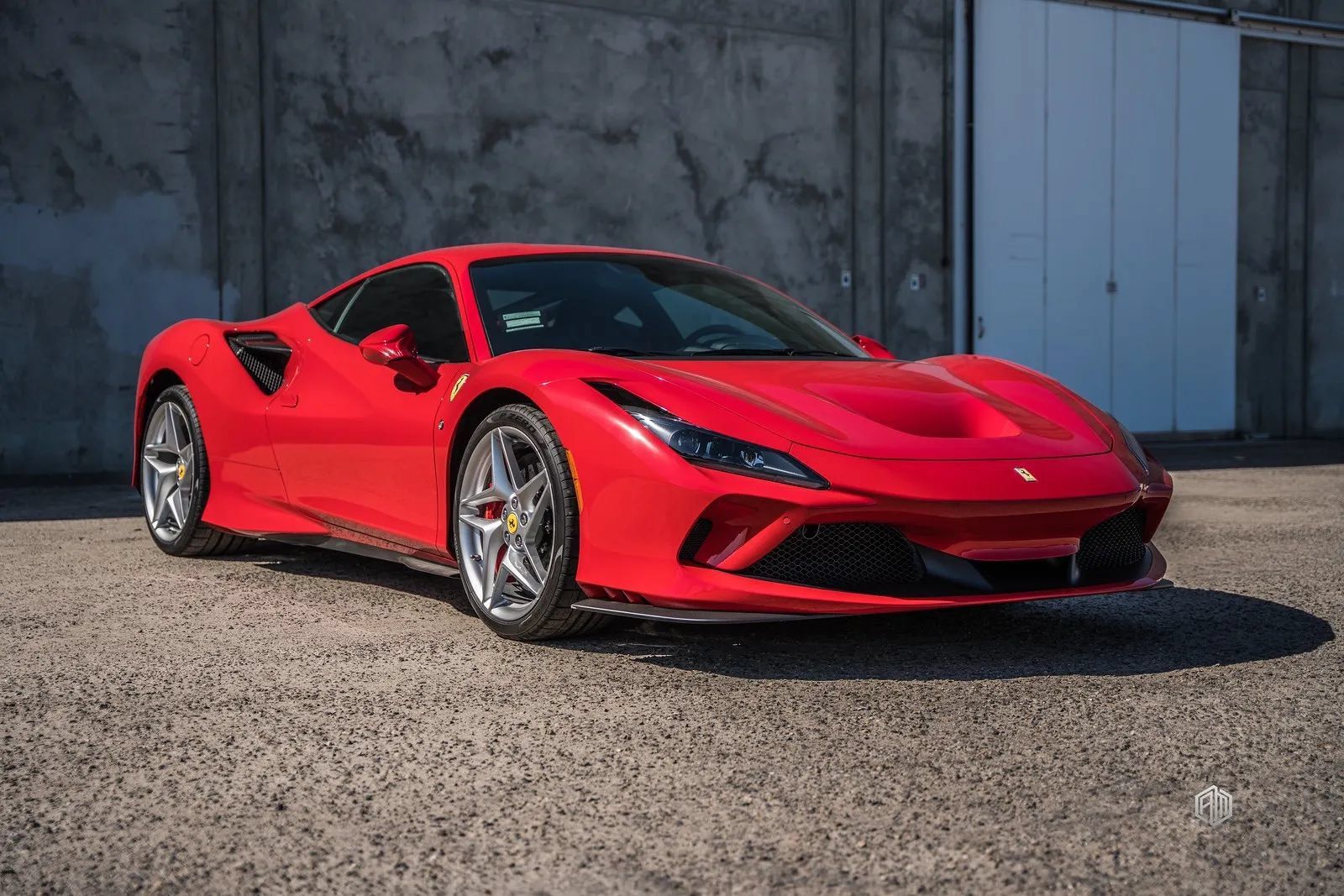Used 2021 Ferrari F8 Tributo RWD image 3