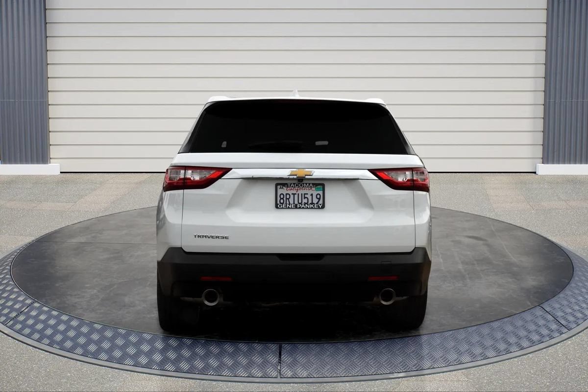 Used 2020 Chevrolet Traverse LS FWD image 6