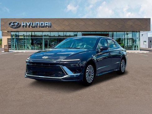 New 2025 Hyundai Sonata SEL image 1