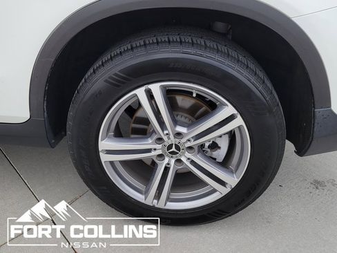 Used 2021 Mercedes-Benz GLC 300 GLC 300 image 21