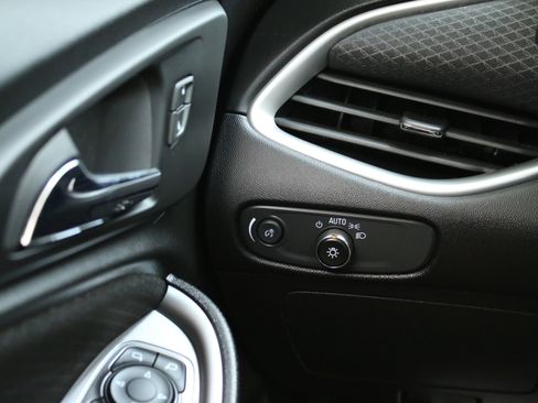 Used 2023 Chevrolet Malibu LT w/ Driver Confidence Package image 17