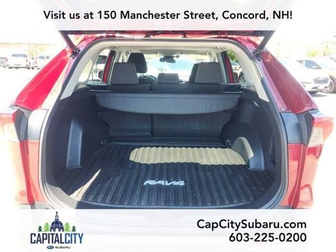 Used 2020 Toyota RAV4 XLE w/ Convenience Package AWD/4WD image 10