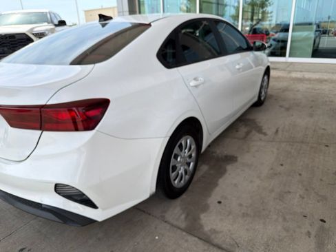 Used 2024 Kia Forte LX FWD image 20