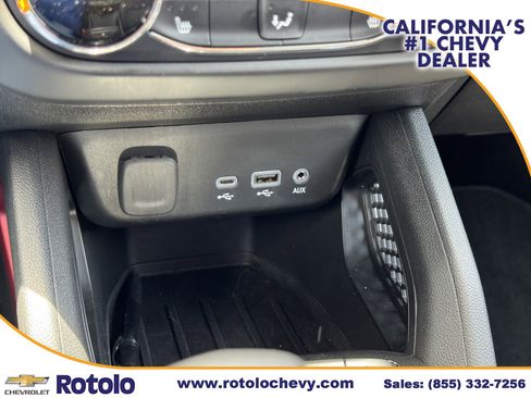 Used 2023 Chevrolet TrailBlazer RS FWD image 19
