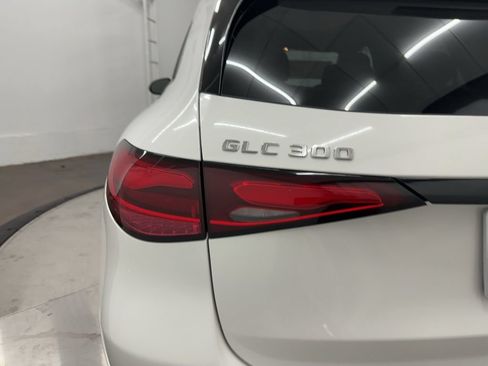 Certified 2026 Mercedes-Benz GLC 300 image 27