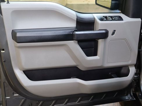 Used 2017 Ford F150 XL w/ Equipment Group 101A Mid RWD image 35
