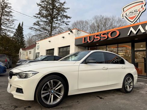 Used 2017 BMW 330i xDrive Sedan image 2