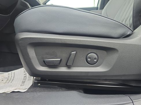 New 2026 Mitsubishi Outlander SEL AWD/4WD image 13