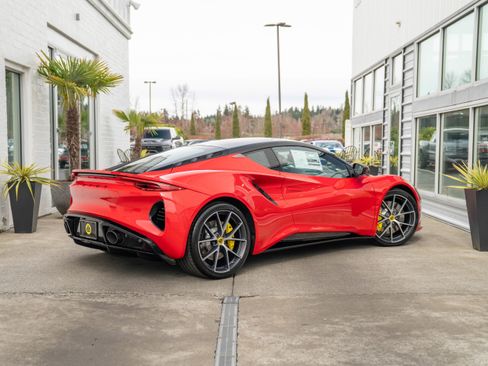 Used 2024 Lotus Emira First Edition image 9
