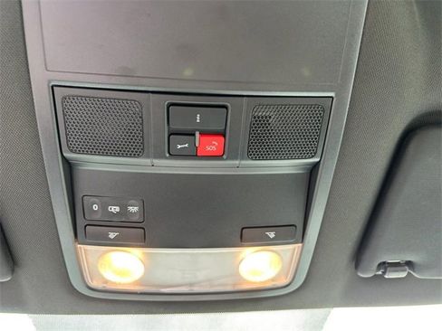 Used 2015 Volkswagen Beetle 1.8T Classic image 24