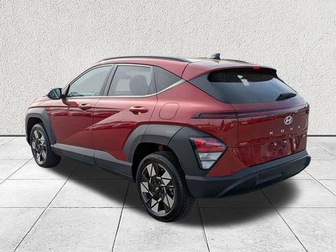 Used 2025 Hyundai Kona SEL image 5